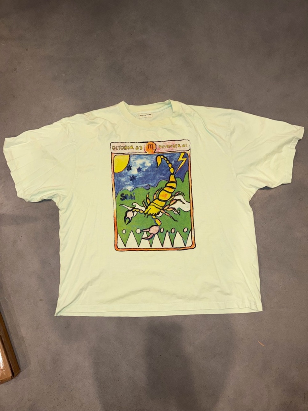 sabbi scorpio graphic tee zodiac astrology oversized pastel green shirt